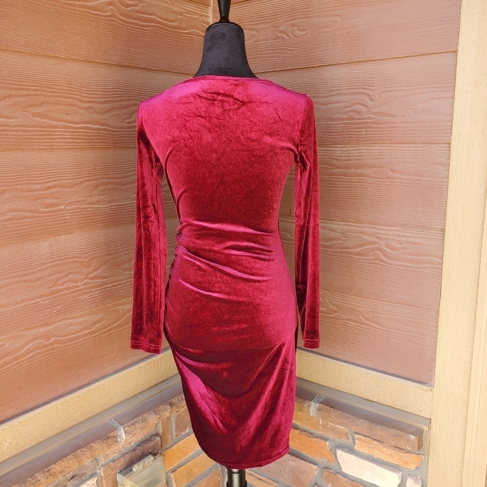 Guberry Burgundy Red Velvet Faux Wrap Ruched Long Sleeve Stretchy Plunge Dress - Picture 9 of 14